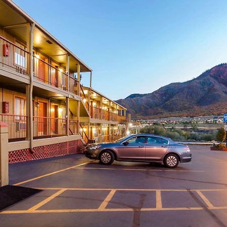 Rodeway Inn Гленвуд Спрингс Экстерьер фото