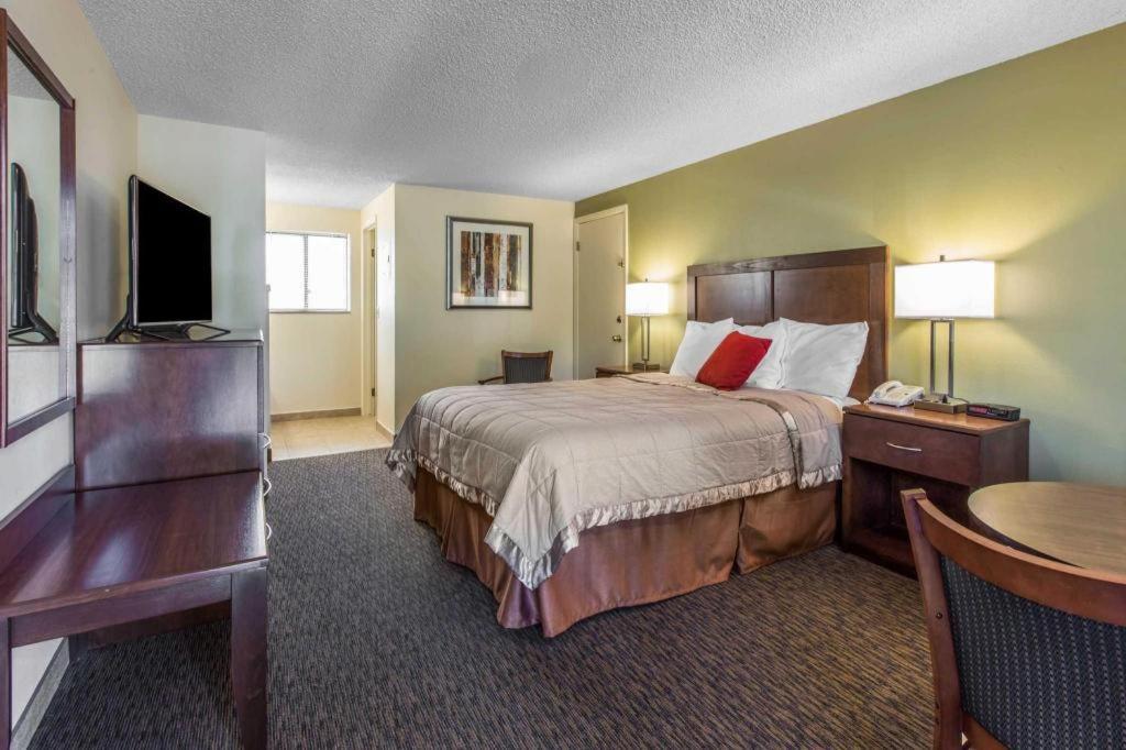 Rodeway Inn Гленвуд Спрингс Экстерьер фото