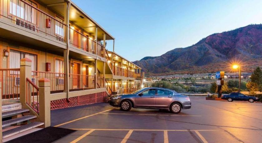 Rodeway Inn Гленвуд Спрингс Экстерьер фото